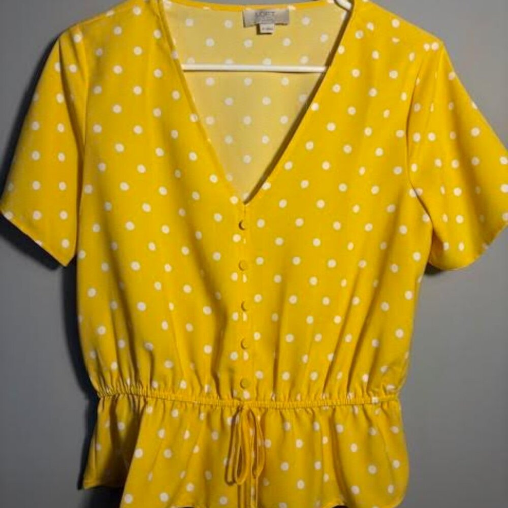 Loft short sleeve yellow women's top with white poke a dots